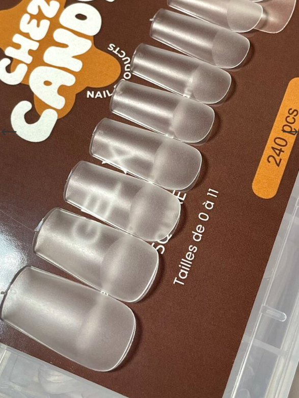 Capsules Américaines GEL X – Forme Carrée