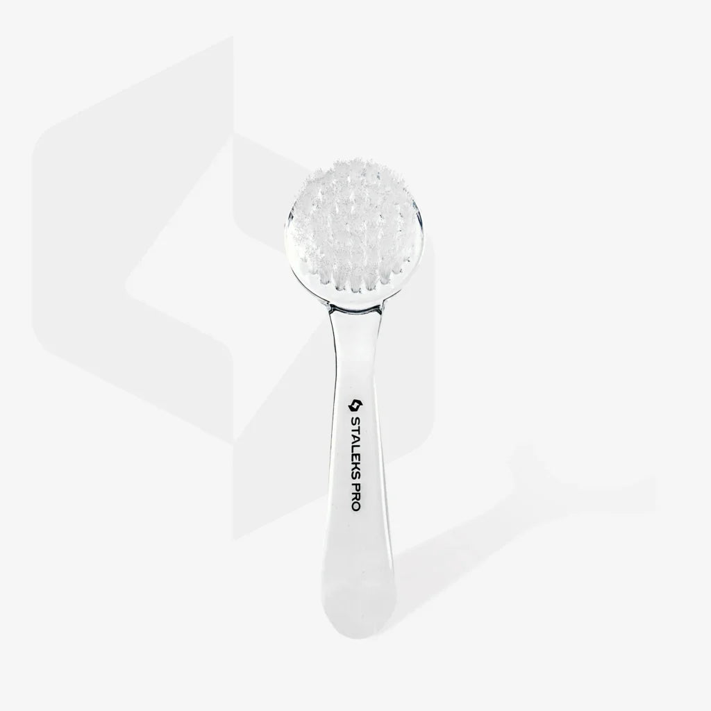 Brosse manucure EXPERT 01 pour l’élimination de la poussière (avec couvercle)